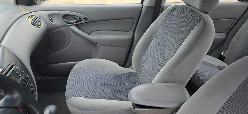 used 2003 Ford Focus car, priced at $2,495
