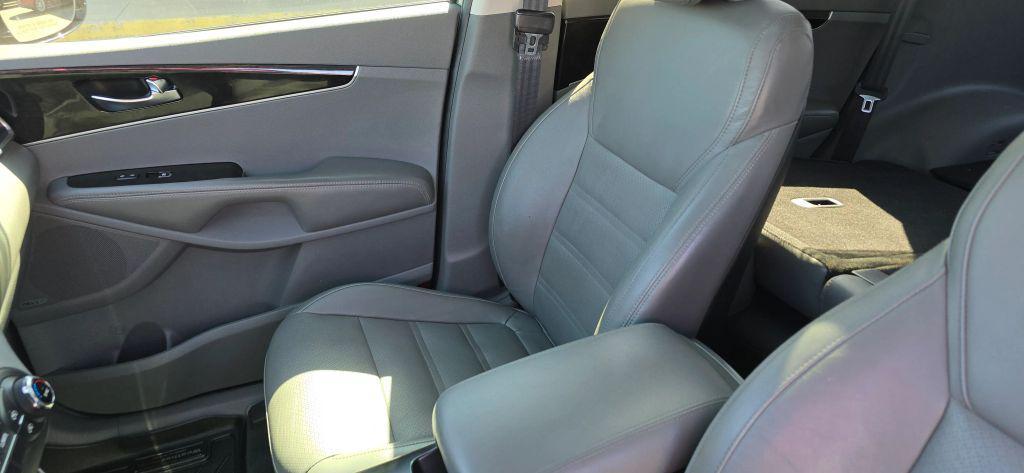 used 2016 Kia Sorento car, priced at $7,950