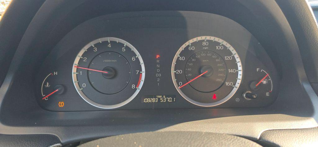 2011 Maroon Honda Accord