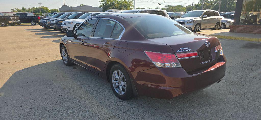 2011 Maroon Honda Accord