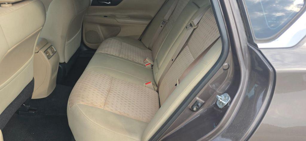 used 2016 Nissan Altima car