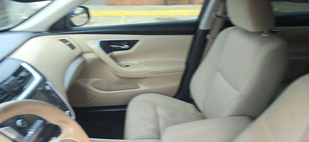 used 2016 Nissan Altima car