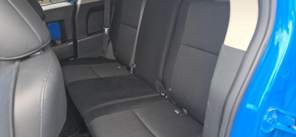 used 2007 Toyota FJ Cruiser car, priced at $13,650