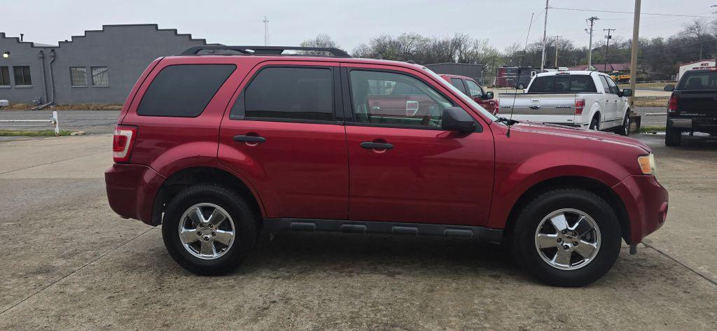 used 2009 Ford Escape car, priced at $5,450
