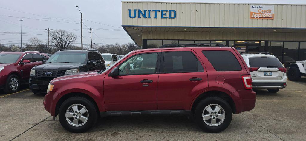 used 2009 Ford Escape car, priced at $5,450