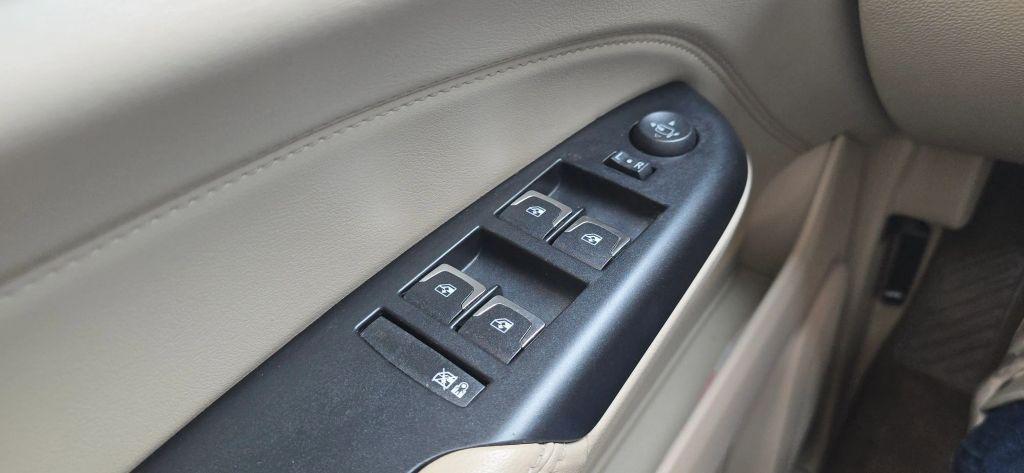 used 2015 Cadillac SRX car, priced at $6,250
