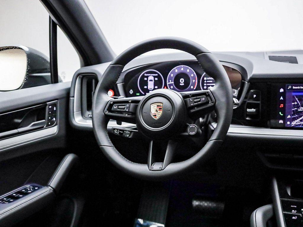 used 2025 Porsche Cayenne car, priced at $90,991