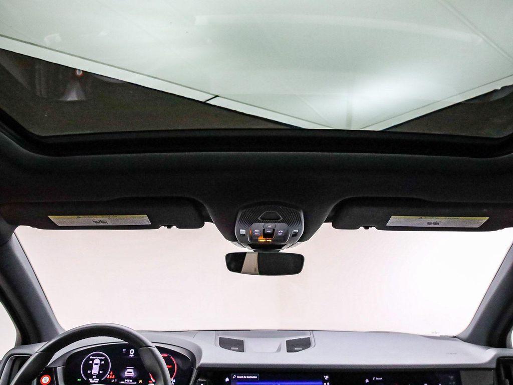 used 2025 Porsche Cayenne car, priced at $90,991