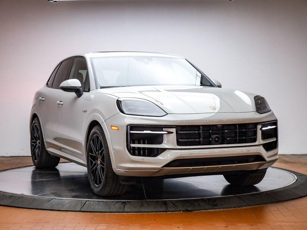used 2025 Porsche Cayenne car, priced at $115,595