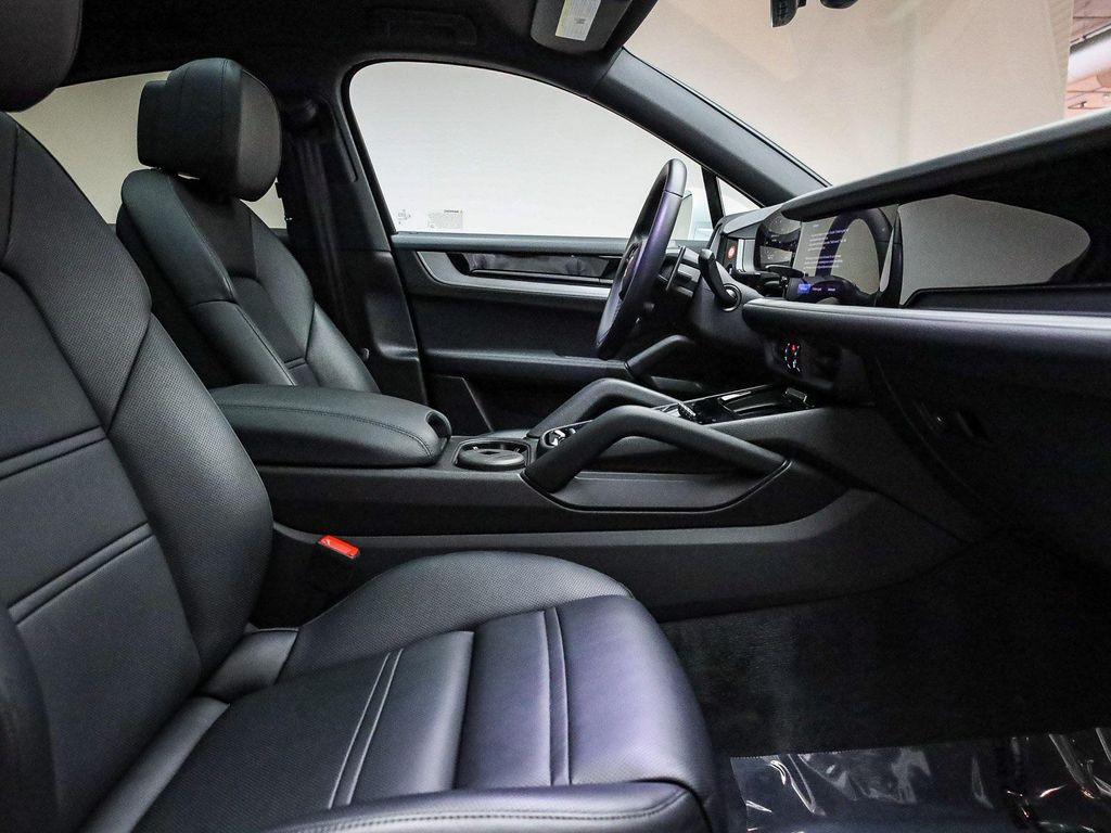 used 2025 Porsche Cayenne car, priced at $91,991