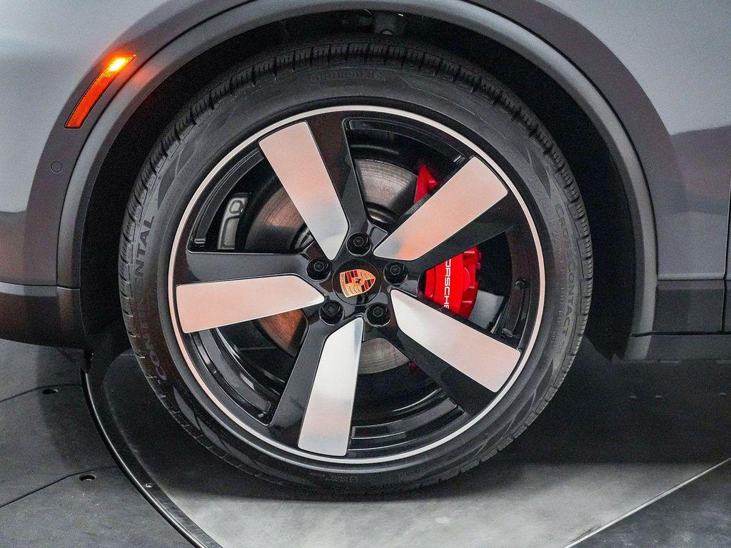 used 2025 Porsche Macan car, priced at $95,991