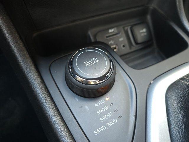 used 2017 Jeep Cherokee car, priced at $12,920