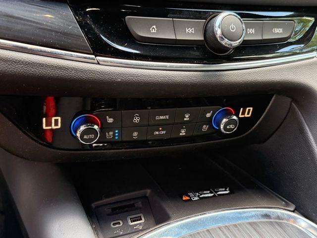 used 2024 Buick Enclave car, priced at $30,999