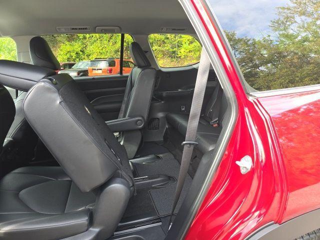 used 2024 Toyota Grand Highlander car, priced at $41,987