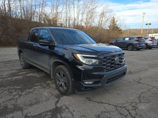 used 2025 Honda Ridgeline car, priced at $37,994