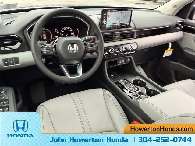 new 2025 Honda Pilot car, priced at $52,995