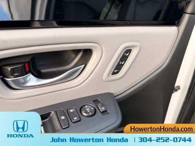 new 2025 Honda Pilot car, priced at $53,750