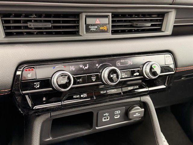 new 2025 Honda Pilot car, priced at $51,375