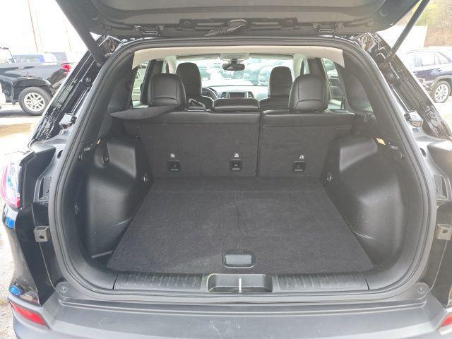 used 2023 Jeep Cherokee car, priced at $19,749