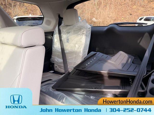 new 2026 Honda Pilot car, priced at $54,245