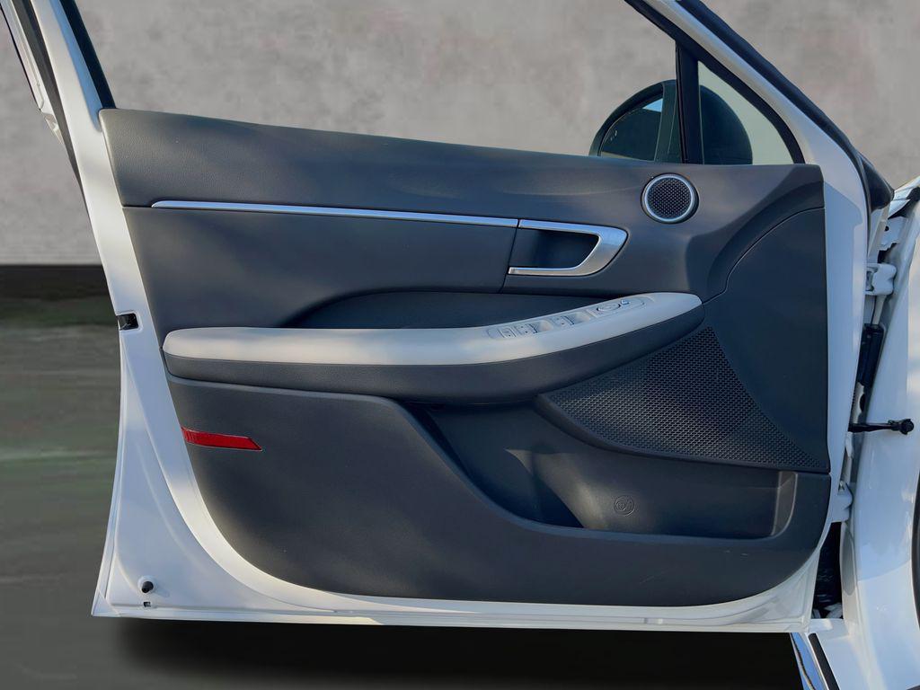 used 2022 Hyundai Sonata car, priced at $15,895