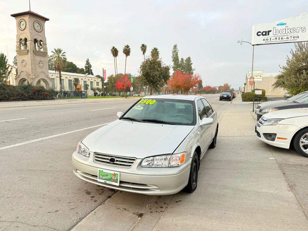 used 2000 Toyota Camry car, priced at $3,500