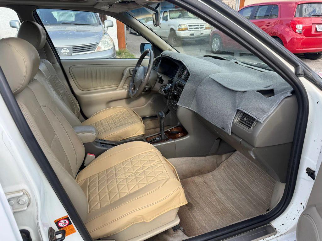 used 2002 INFINITI G20 car, priced at $4,500