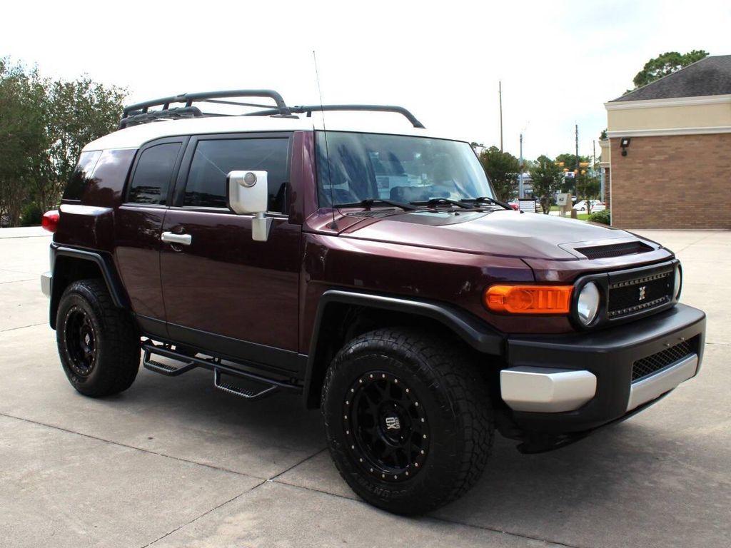 used 2007 Toyota FJ Cruiser car, priced at $22,995