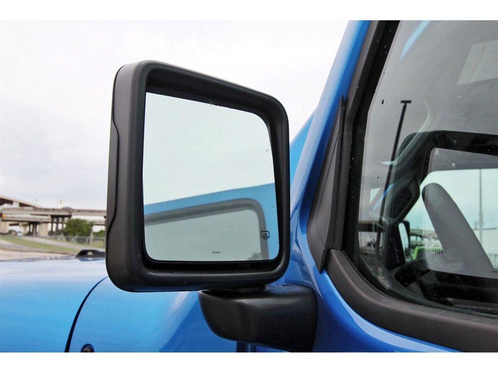 new 2025 Jeep Wrangler car, priced at $44,495