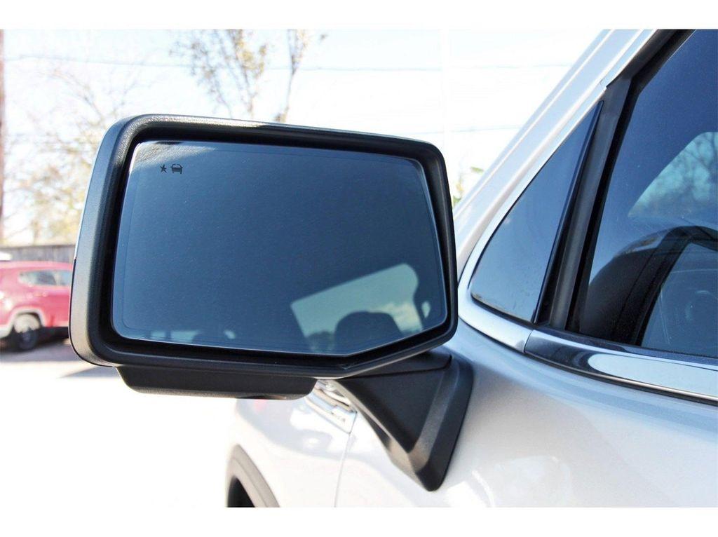 used 2020 GMC Sierra 1500 car, priced at $31,595