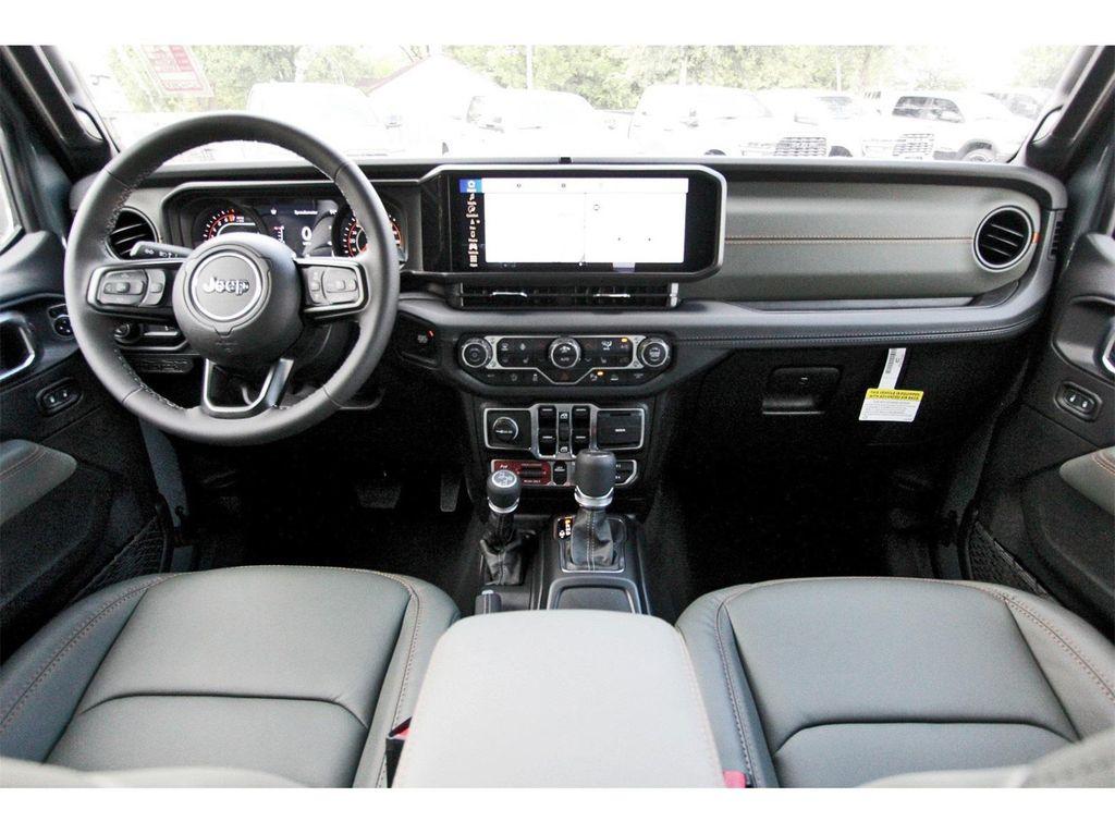 new 2025 Jeep Gladiator car, priced at $52,497