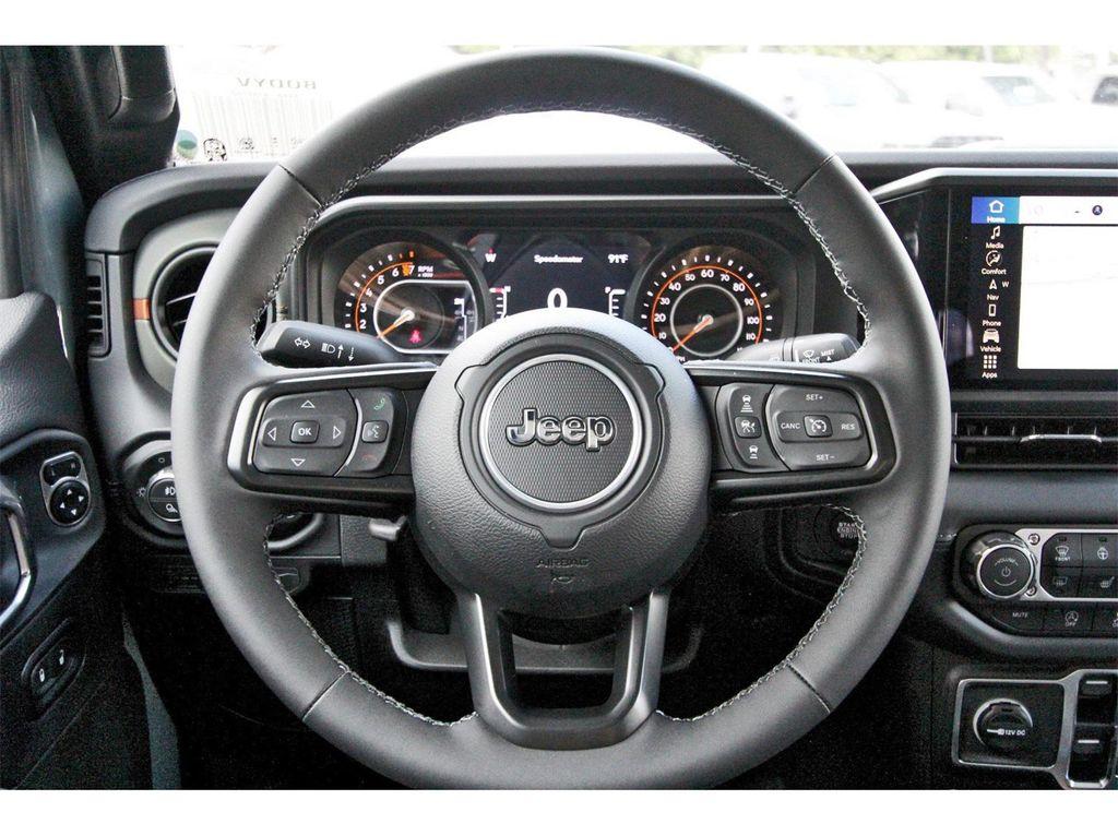 new 2025 Jeep Gladiator car, priced at $52,497