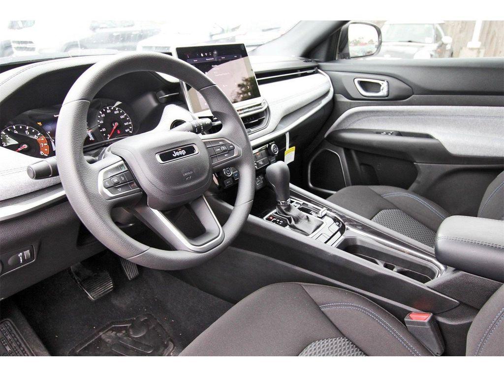 new 2024 Jeep Compass car, priced at $26,995