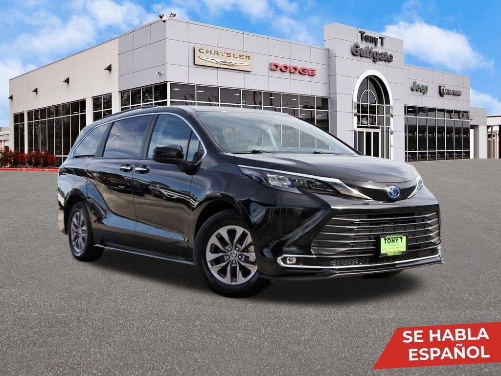 used 2024 Toyota Sienna car, priced at $38,437