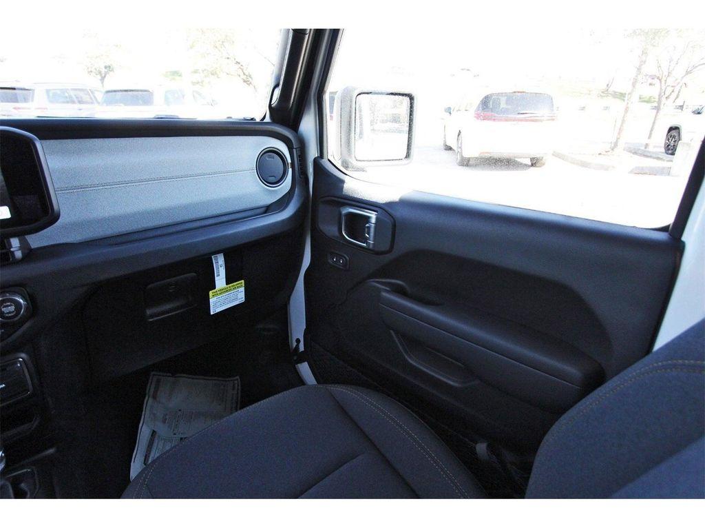 new 2026 Jeep Wrangler car, priced at $36,998