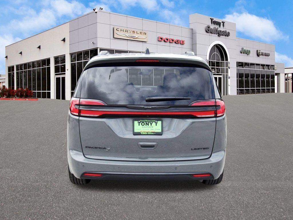used 2025 Chrysler Pacifica car, priced at $36,995