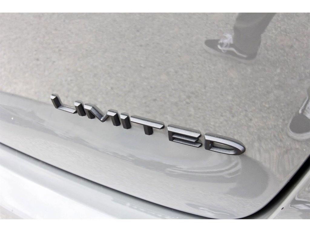 used 2025 Chrysler Pacifica car, priced at $36,995