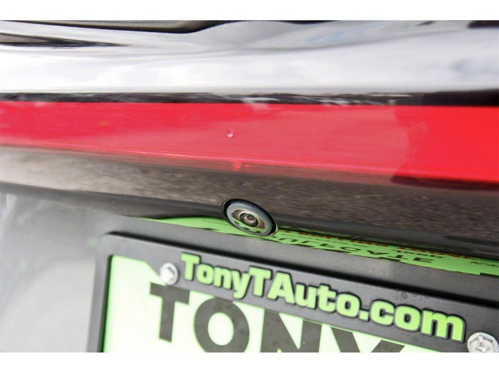 used 2025 Chrysler Pacifica car, priced at $36,995