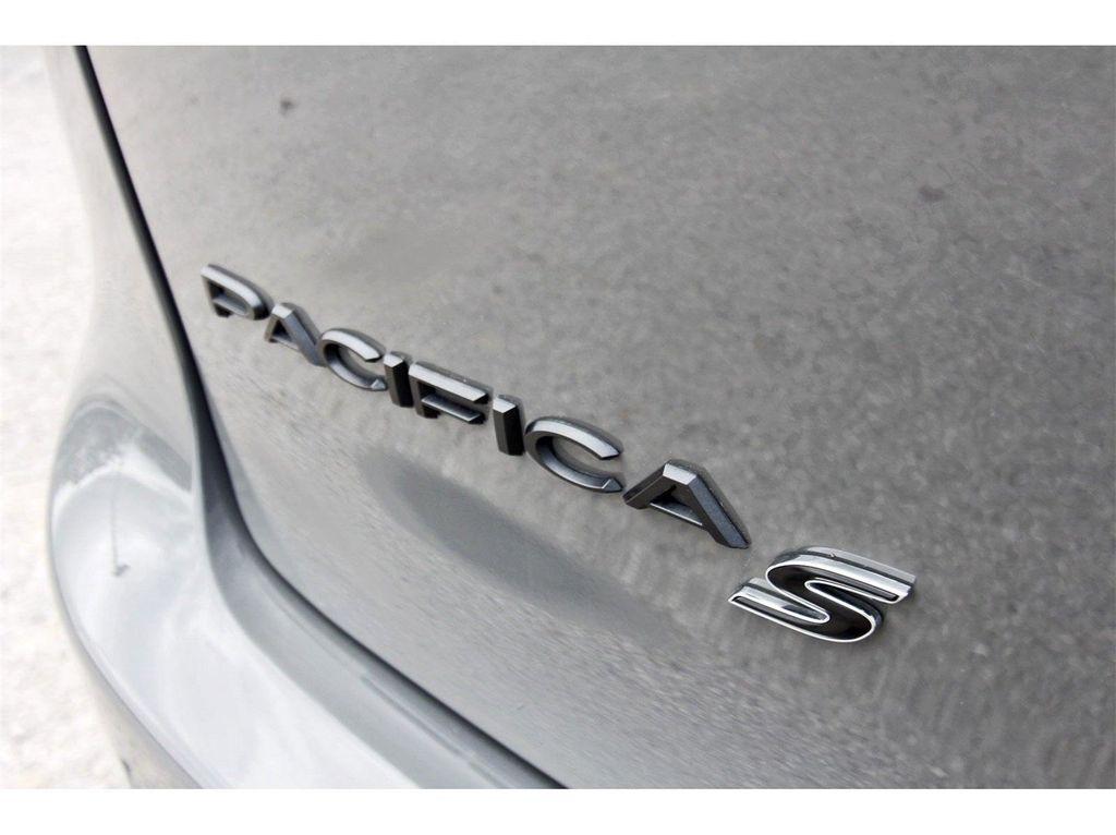 used 2025 Chrysler Pacifica car, priced at $36,995