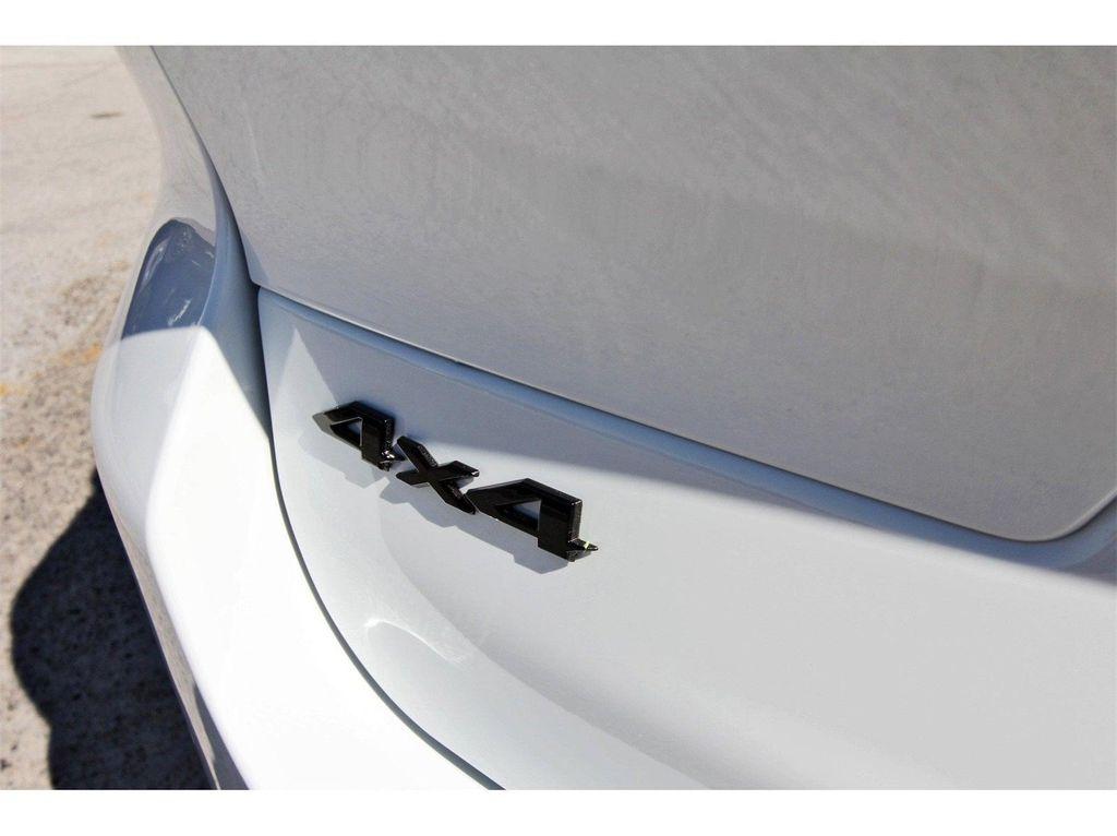 new 2025 Jeep Grand Cherokee L car, priced at $64,192