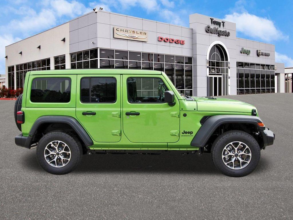 new 2025 Jeep Wrangler car, priced at $43,675