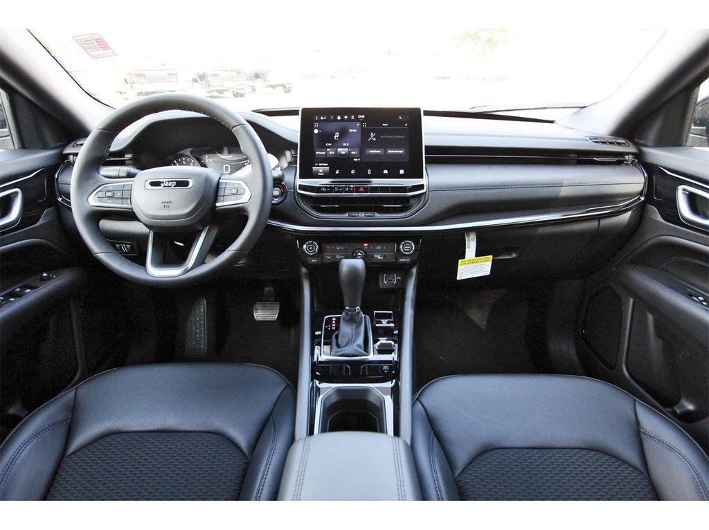 new 2026 Jeep Compass car, priced at $31,985