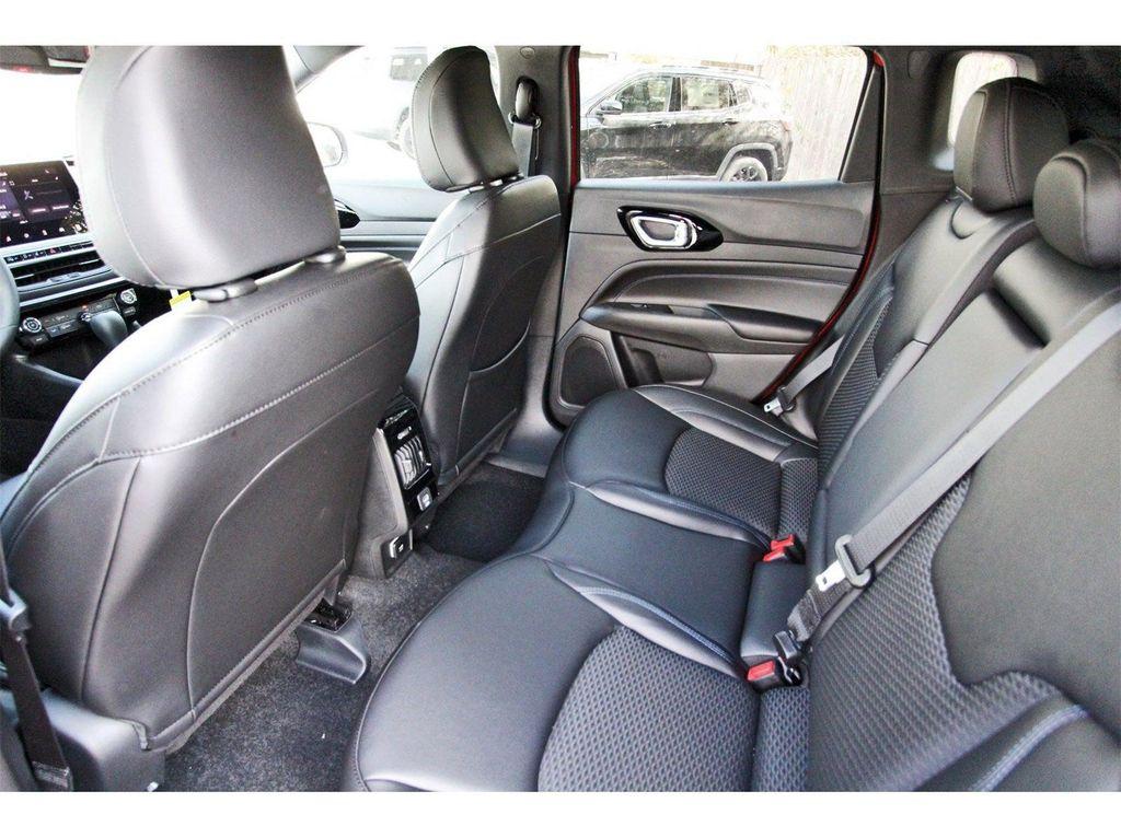 new 2026 Jeep Compass car, priced at $31,985