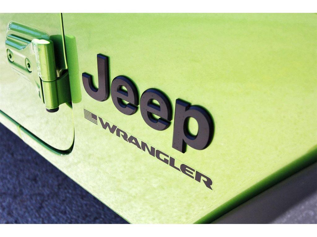 new 2025 Jeep Wrangler car, priced at $45,994