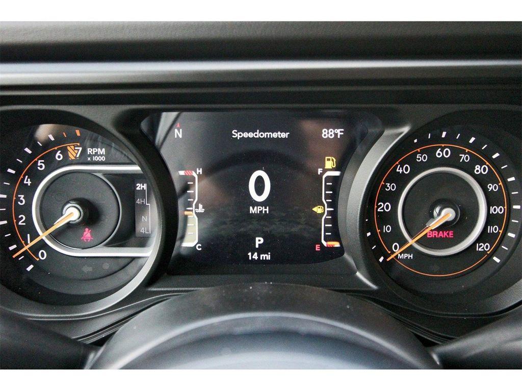 new 2025 Jeep Gladiator car, priced at $39,798