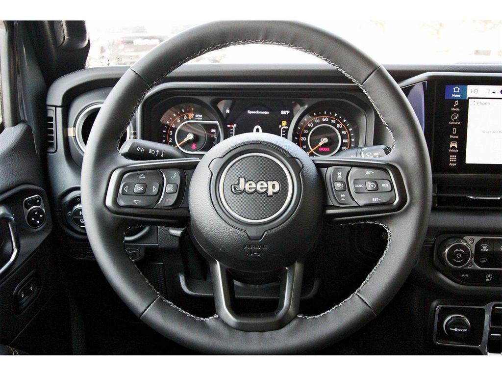 new 2025 Jeep Gladiator car, priced at $39,798