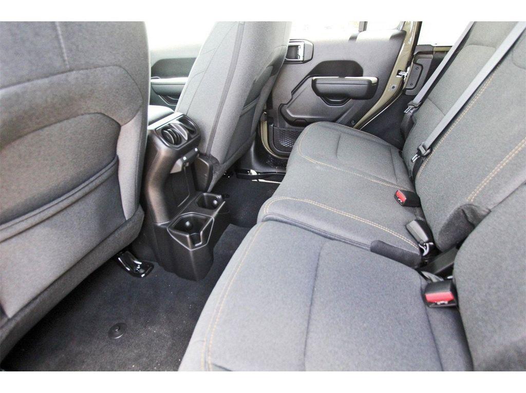 new 2025 Jeep Wrangler car, priced at $48,196