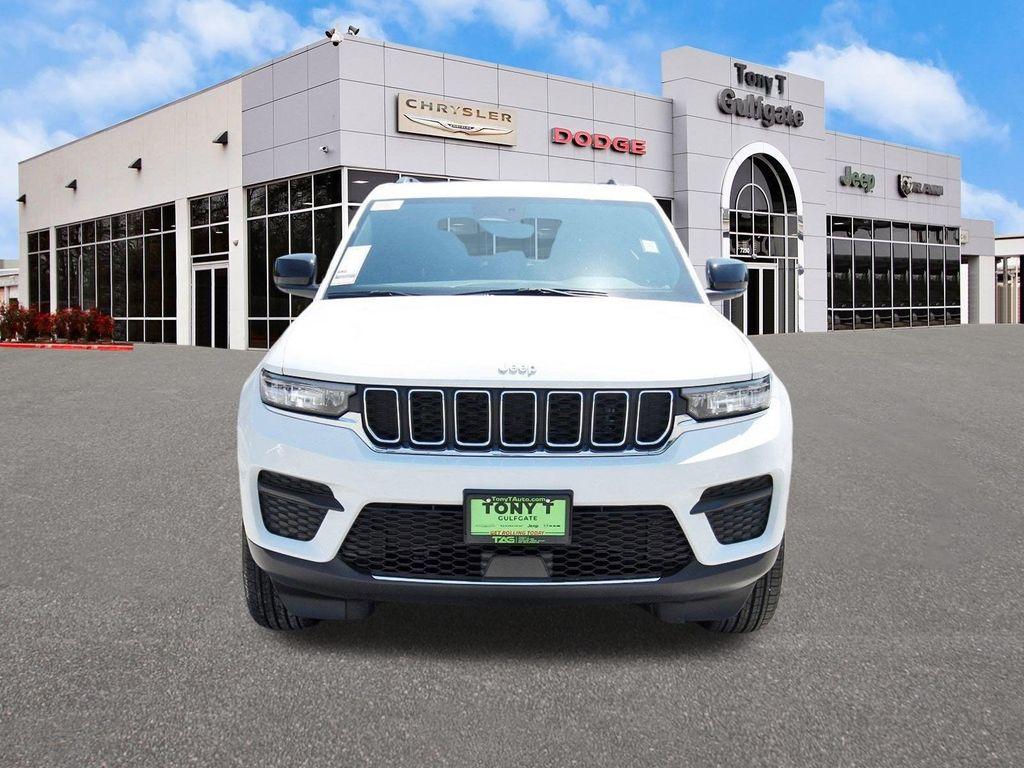 new 2025 Jeep Grand Cherokee car, priced at $35,295
