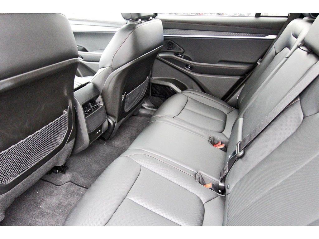 new 2025 Jeep Wagoneer S car, priced at $49,996