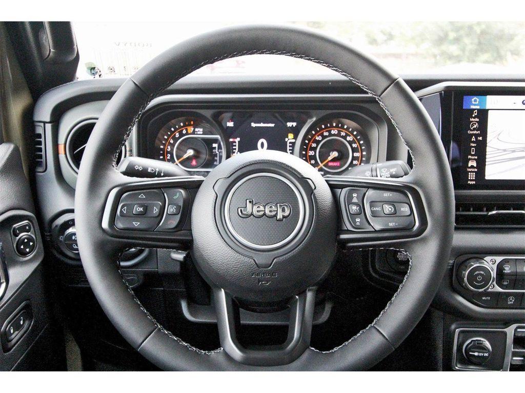 new 2025 Jeep Gladiator car, priced at $51,497